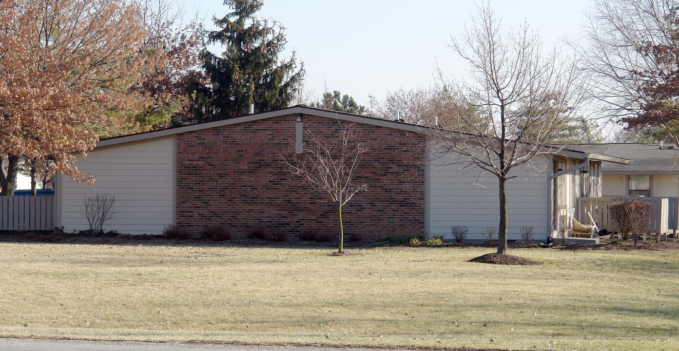 Dogwood Glen in Indianapolis, IN - Foto de edificio