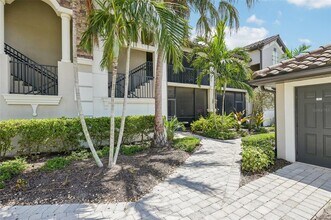 5528 Palmer Cir in Bradenton, FL - Building Photo - Building Photo