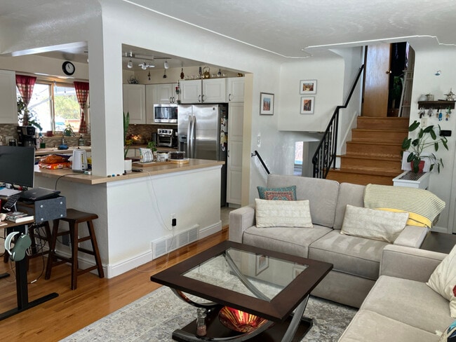 5735 Everett St in Arvada, CO - Foto de edificio - Building Photo