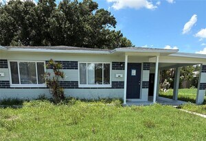6024 Dr M.L.K. Jr St N in St. Petersburg, FL - Building Photo