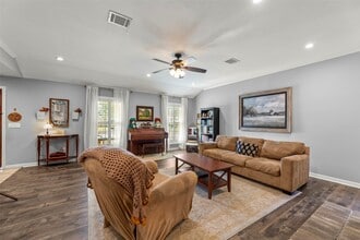 9418 Wandsworth Dr in Spring, TX - Building Photo - Building Photo