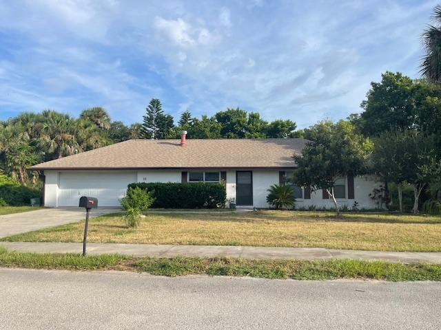111 Valencia Dr in Edgewater, FL - Building Photo
