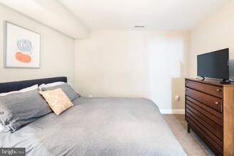 1928 10th St NW-Unit -B in Washington, DC - Building Photo - Building Photo