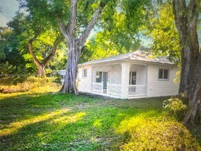 4 Transylvania Ave in Key Largo, FL - Building Photo - Building Photo
