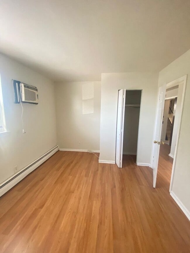 5701 Tulip St in Philadelphia, PA - Building Photo - Building Photo