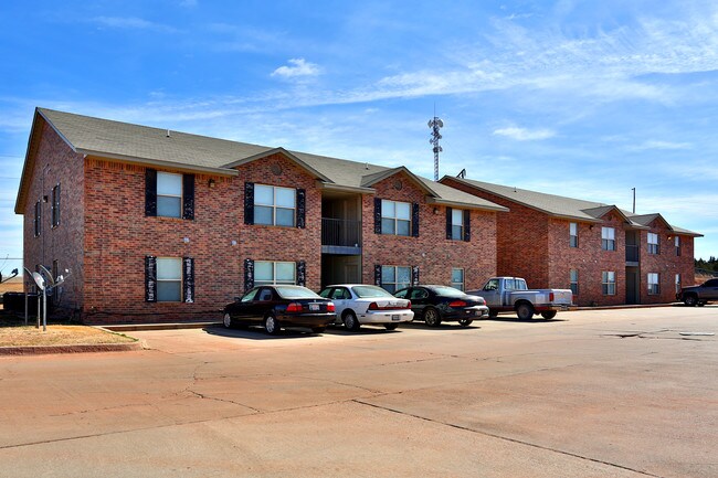 Chandler Estates Apartments in Chandler, OK - Building Photo - Building Photo