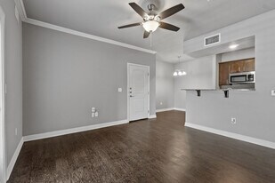 PINE CREEK in Paris, TX - Building Photo