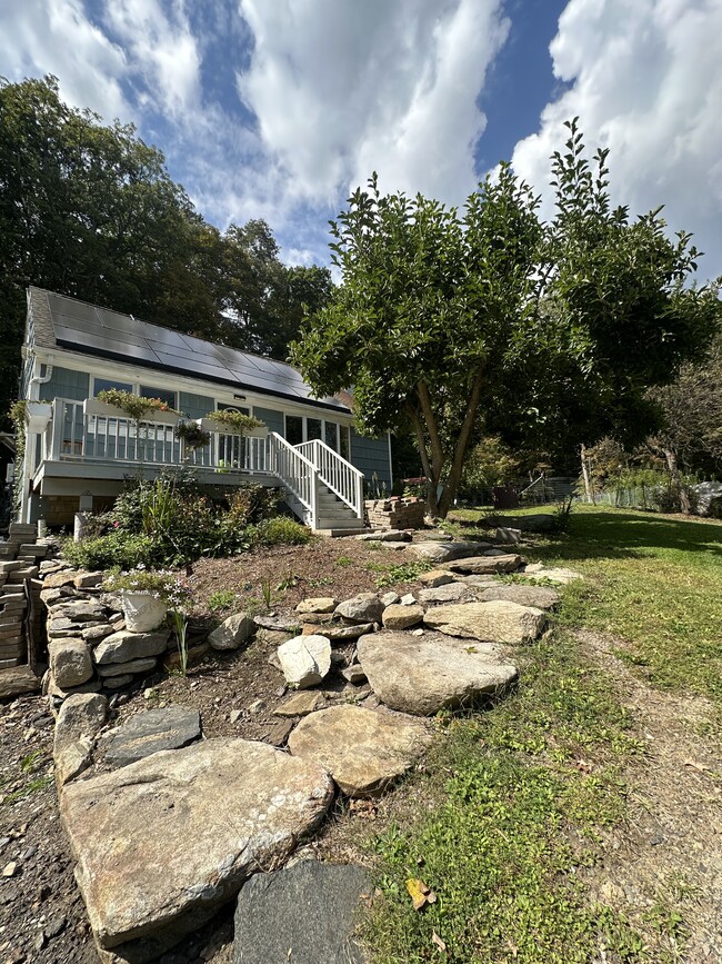 property at 20 Eastview Dr
