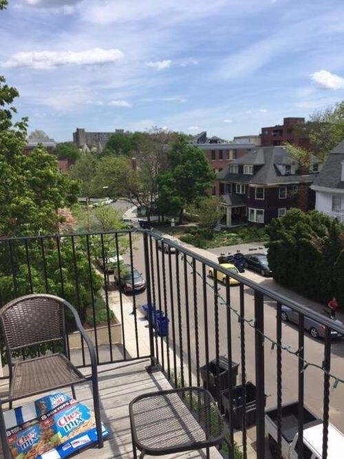 45 Englewood Ave-Unit -5a in Boston, MA - Foto de edificio - Building Photo