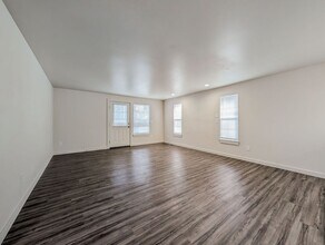 5411 99th Pl NE in Marysville, WA - Building Photo - Building Photo