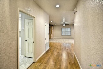 2725 Diamond Trail in New Braunfels, TX - Building Photo - Building Photo
