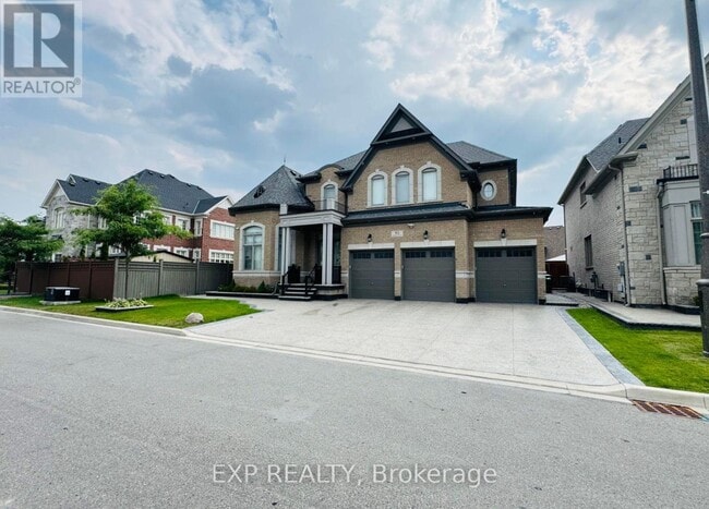 property at 85 Degrey Dr
