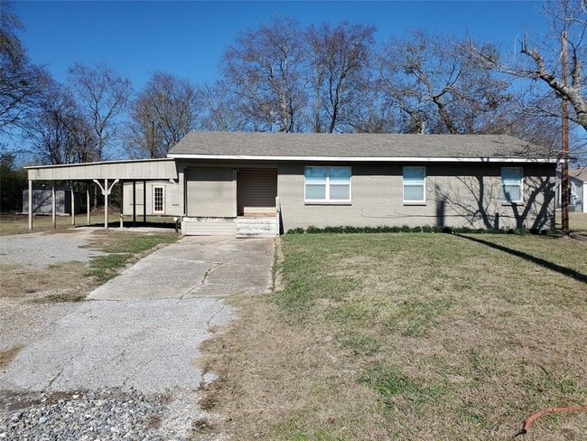 property at 14071 FM 121