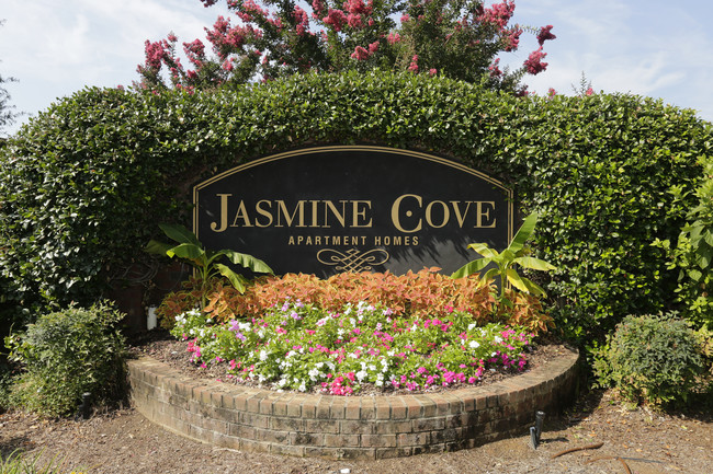 Jasmine Cove in Simpsonville, SC - Building Photo - Building Photo