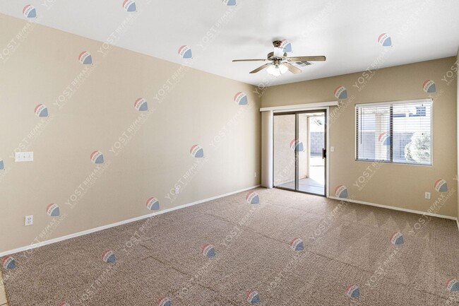 1437 E Avenida Isabella in Casa Grande, AZ - Building Photo - Building Photo