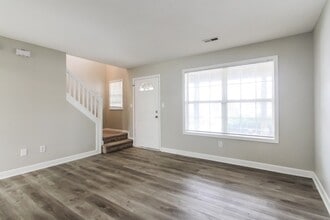 6101 E Newberry Ct in Camby, IN - Foto de edificio - Building Photo