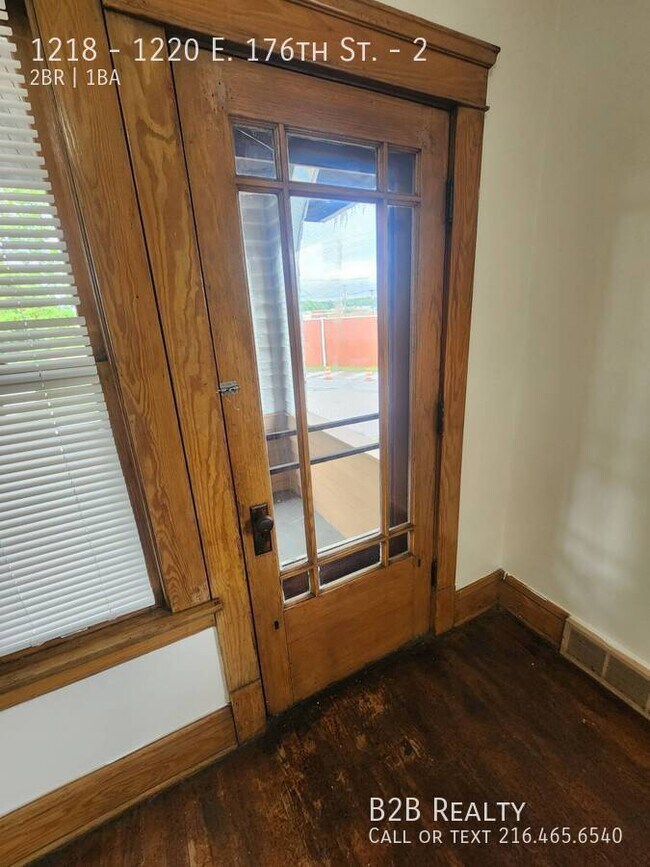 1218-1220 E 176th St in Cleveland, OH - Building Photo - Building Photo