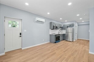 786 Thomas Ave in Columbus, OH - Building Photo