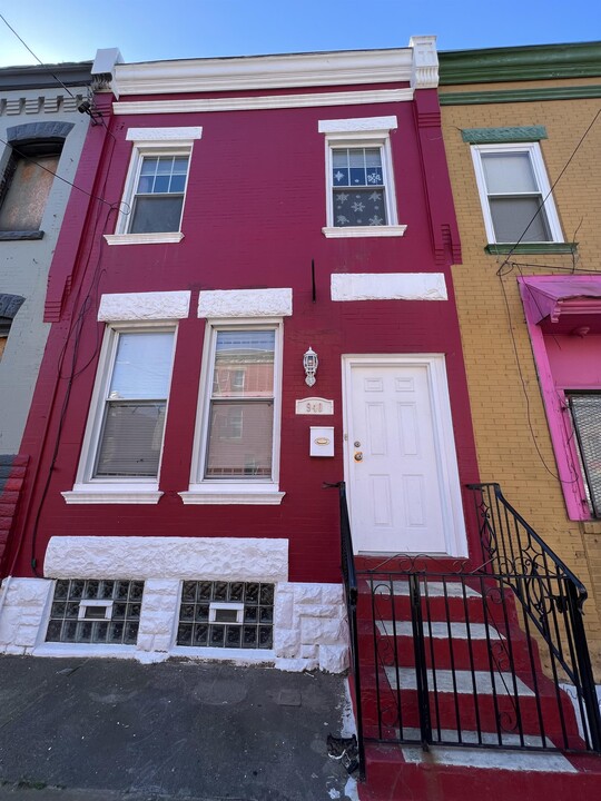 940 W Susquehanna Ave in Philadelphia, PA - Foto de edificio