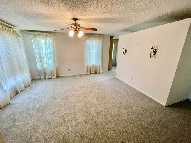 212 Division St in Fernandina Beach, FL - Building Photo - Building Photo
