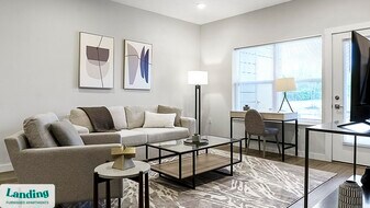 9906 Runway Dr in Indianapolis, IN - Building Photo