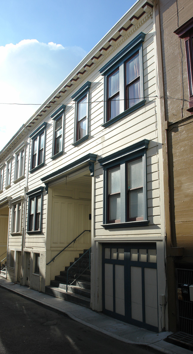 139 Jasper Pl in San Francisco, CA - Building Photo - Building Photo