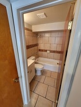713 Lake St in Antioch, IL - Building Photo - Building Photo