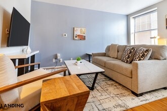 265 College St, Unit 03K in New Haven, CT - Building Photo - Building Photo