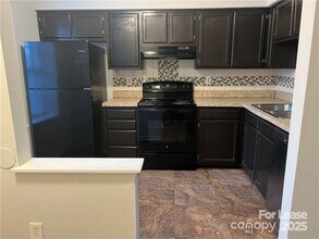 621 Lex Dr in Charlotte, NC - Building Photo - Building Photo