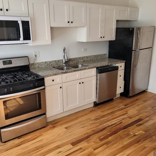 property at 6751 S Clyde Ave