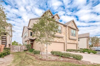 16111 Northern Cardinal Ln in Cypress, TX - Building Photo - Building Photo