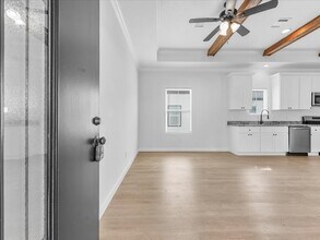 21504 Ruth Dr in New Caney, TX - Building Photo - Building Photo