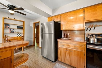 4329 NE 70th Ave in Portland, OR - Building Photo - Building Photo