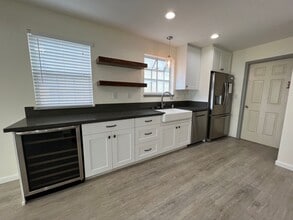 98-1830A Ka?ahumanu St in Pearl City, HI - Building Photo - Building Photo