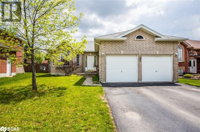 property at 53 Marsellus Dr