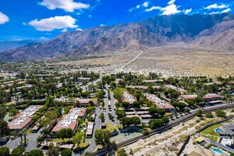 2812 N Auburn Ct in Palm Springs, CA - Building Photo - Building Photo