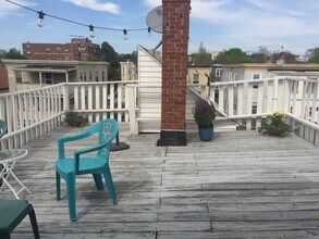 35 Derby St, Unit 3 in Somerville, MA - Building Photo - Building Photo