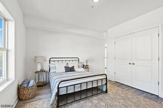73 4th Ave-Unit -1B in Newark, NJ - Building Photo - Building Photo