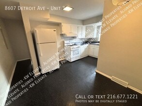 8607 Detroit Ave in Cleveland, OH - Building Photo - Building Photo
