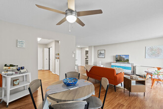 Westchester Tower Apartments in College Park, MD - Building Photo - Building Photo