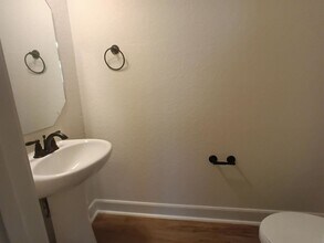 7518 Astro Fld in San Antonio, TX - Building Photo - Building Photo