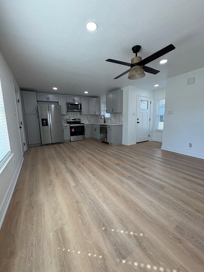 1207 2nd Ave N, Unit 1207 in Texas City, TX - Foto de edificio - Building Photo