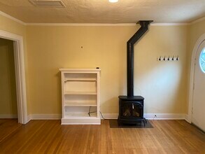 909 NE Brazee St, Unit #14 in Portland, OR - Building Photo - Building Photo