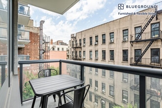 250 E Houston St, Unit FL4-ID889 in New York, NY - Building Photo - Building Photo