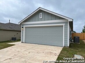 14814 Dillard Ml in San Antonio, TX - Building Photo - Building Photo