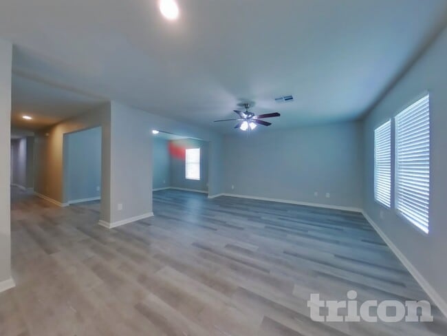 15673 Briar Frst Dr in Cut And Shoot, TX - Building Photo - Building Photo