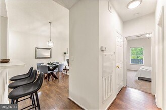 14309 Climbing Rose Way in Centreville, VA - Building Photo - Building Photo