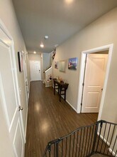 8651 Spartacus St NE in Lacey, WA - Building Photo - Building Photo