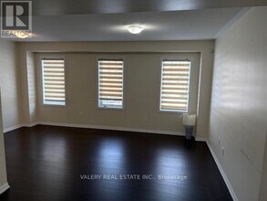 27 Ariel Rd in Brampton, ON - Building Photo - Building Photo