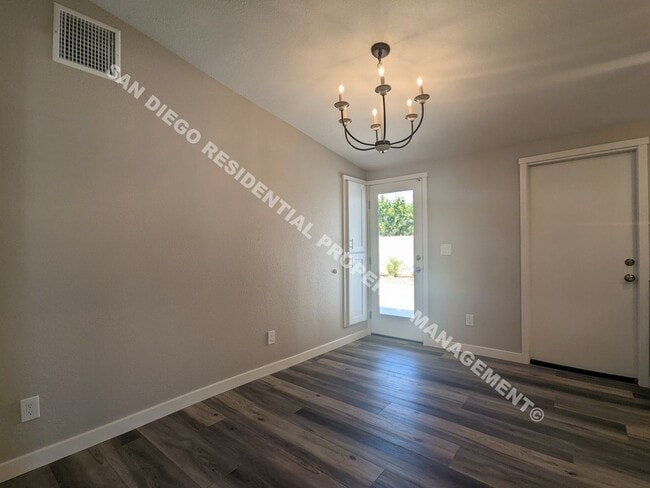 965 Beverly Ave in Imperial Beach, CA - Building Photo - Building Photo